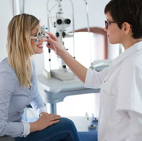 Eye Exam at OpticaModa in Bradford Ontario Eye Exam in Bradford Ontario at OpticaModa